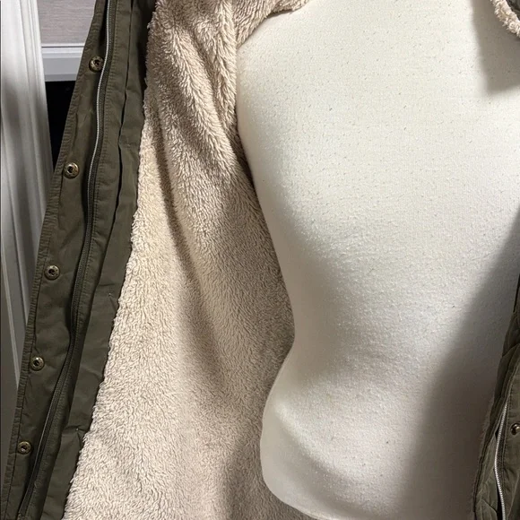 Ricki’s Spring Parka - Picture 7 of 8